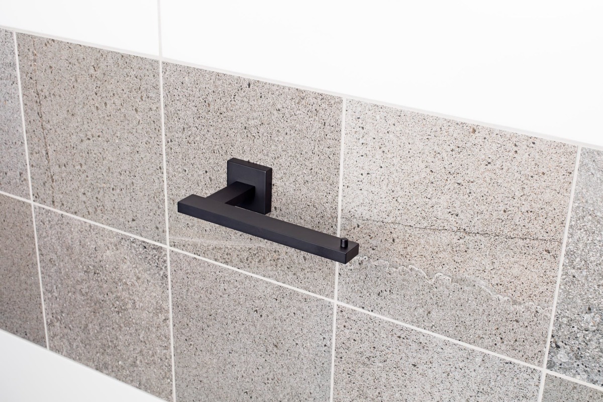 SAT B-way držák toal.papíru,černý