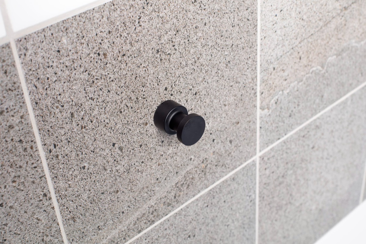 SAT B-Way R háček černý